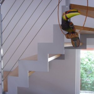 Filigran konstruierte Treppenanlage über 4 Stockwerke